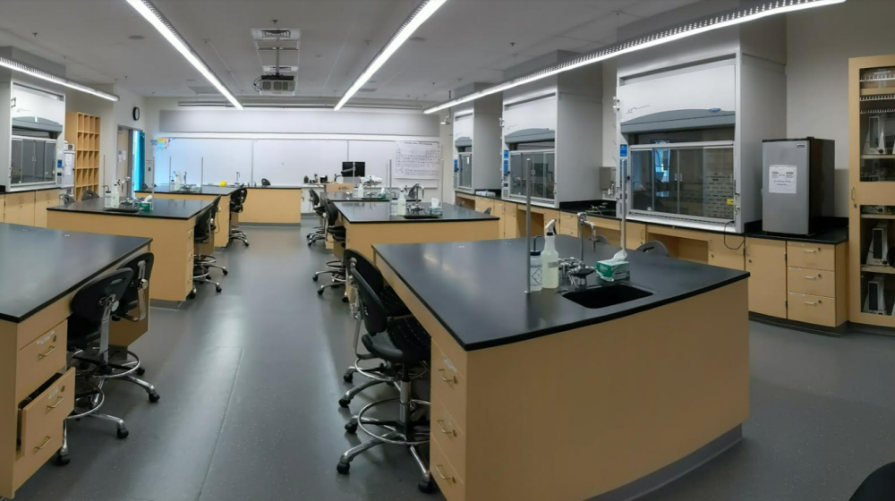 Southeast chemistry lab