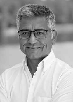 Joel Campos-Alvis headshot