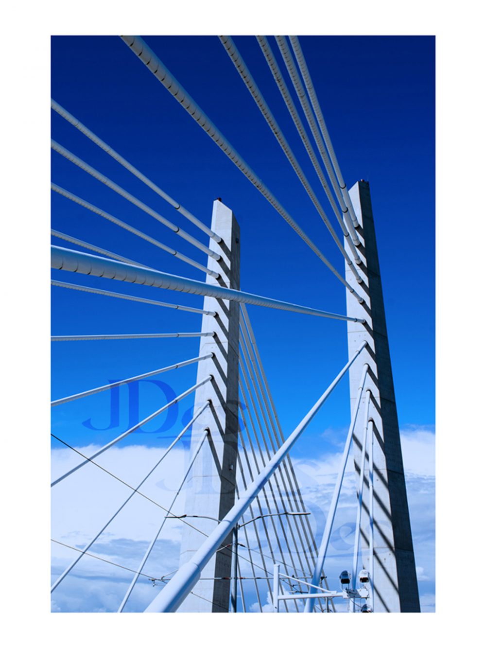 Joey DeSilva, Tilikum Bridge, 2019, digital photograph