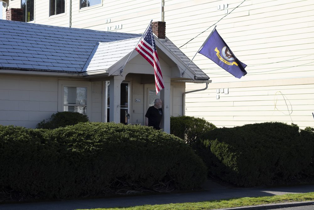 Joshua Dupuis, Lonely Vet, 2020, digital photograph