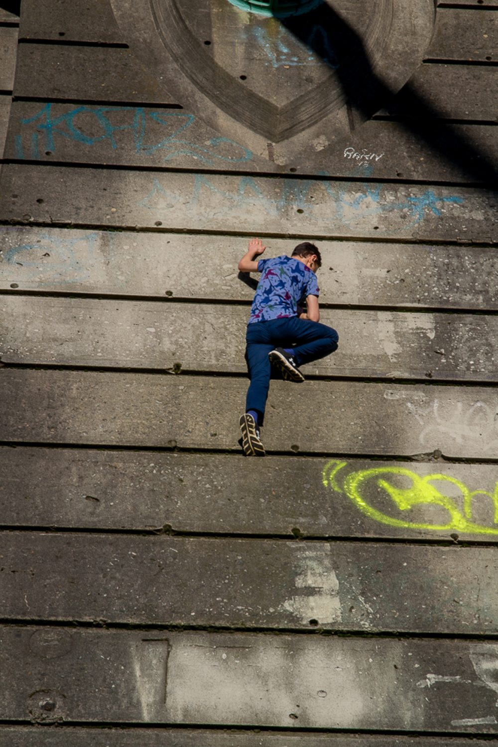 Max Santiago, Climb, 2020, digital photograph