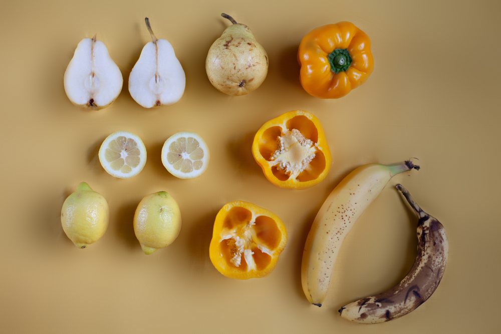 Photograph of fruits, yellow.