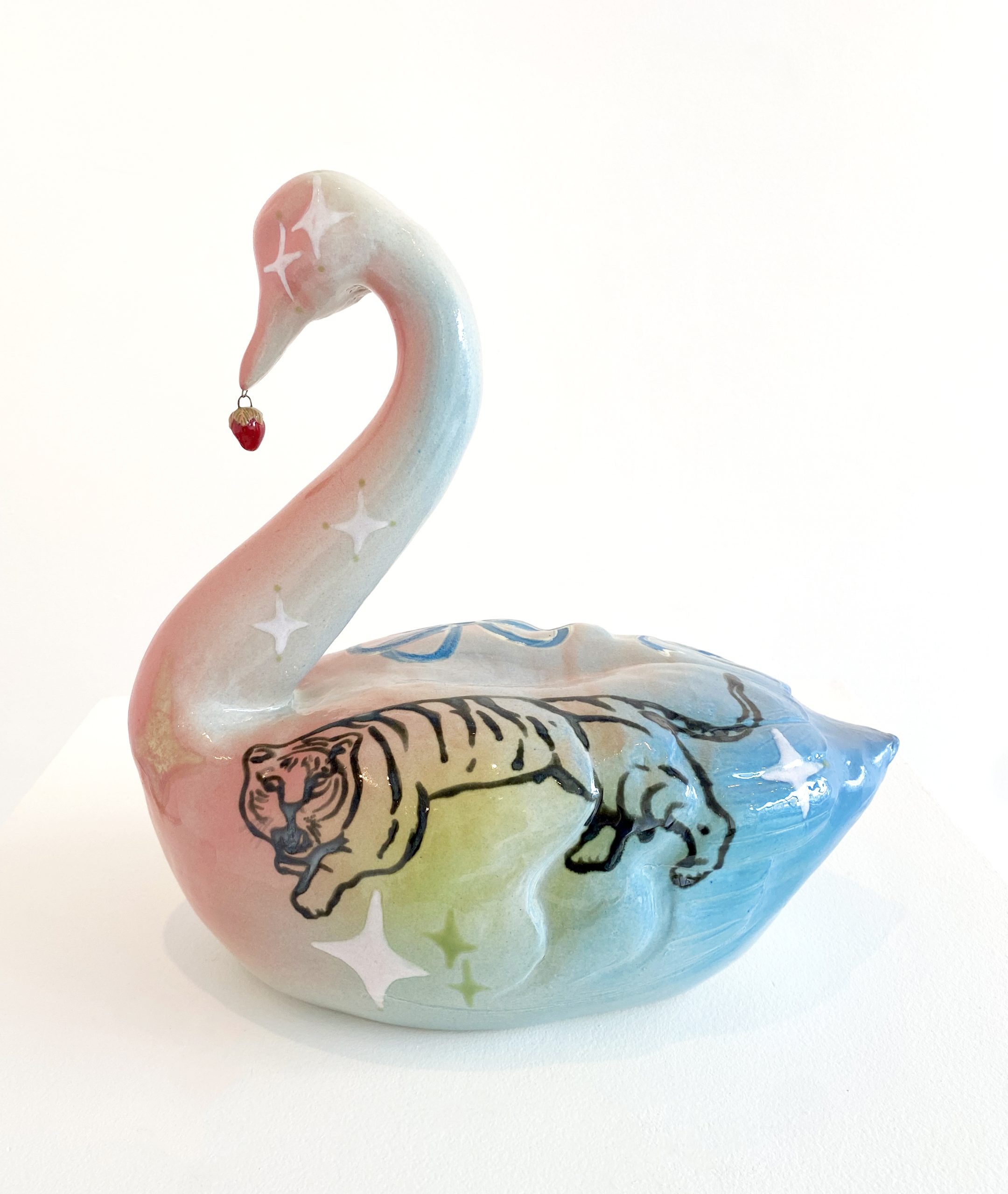 Swan made of ceramic