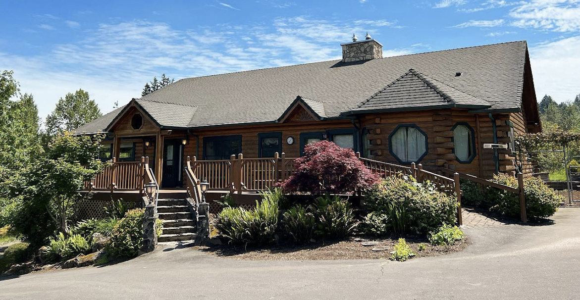 Photograph of the front of the Carolyn Moore Writers House