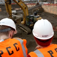 Students survey Cascade Campus' new academic building construction, courtesy of Hoffman Construction and the bond program.