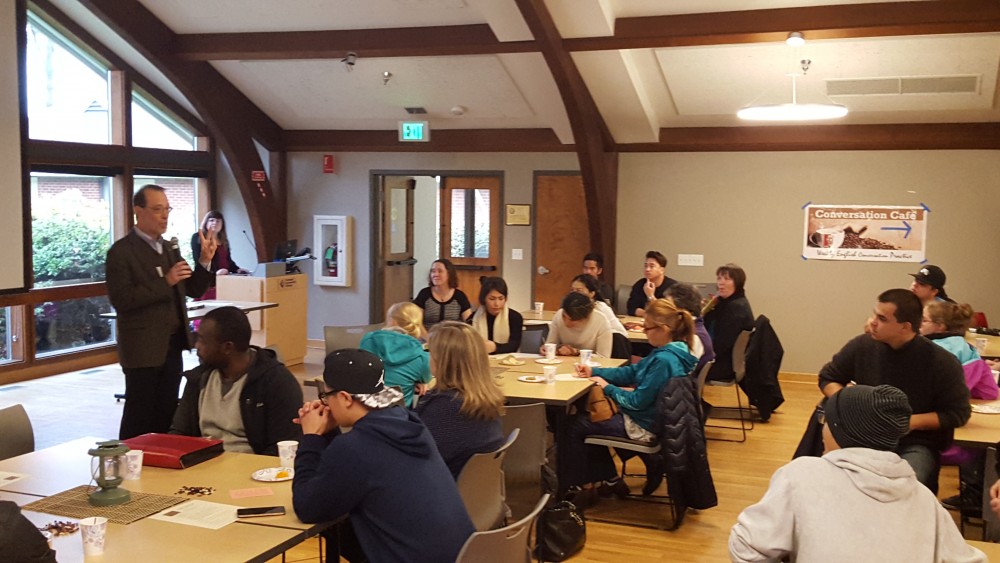 Senator Dembrow speaks to students at the Conversation Cafe on Friday, November 13th 2015.