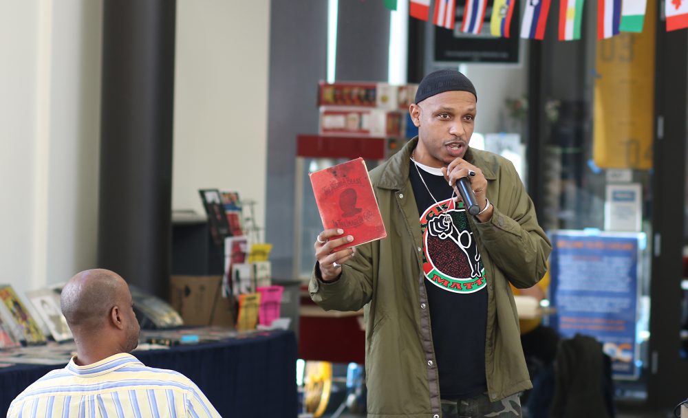 The mobile museum was established by author and scholar Khalid el-Hakim.