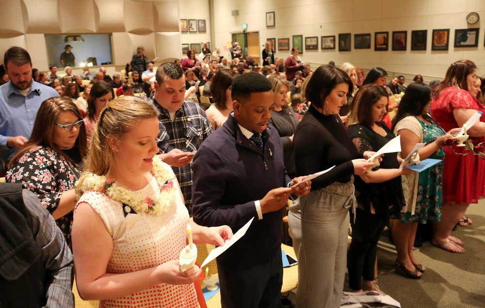 Students take the Nightingale Pledge.