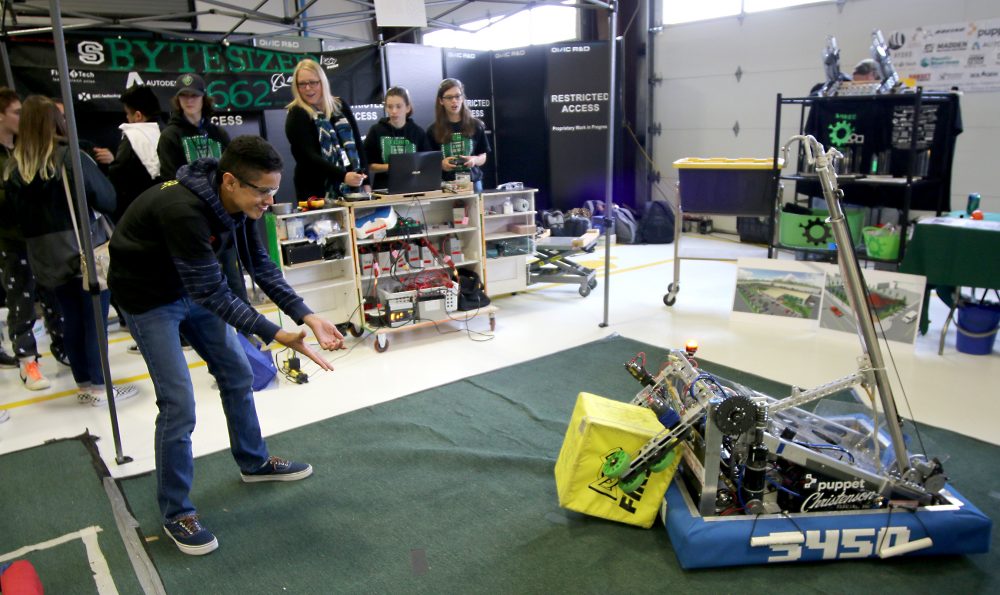 Team Bytesized is a robotics club featuring high school students from around Columbia County. They demonstrated a few of their robots delivering packages and shooting Wiffle balls.