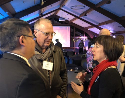 Donor Carol Lyons talks to Mark Mitsui.