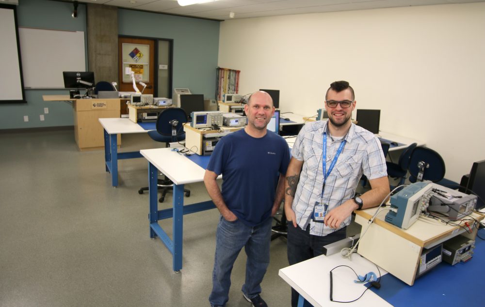 Mike and Korey in the EET lab.