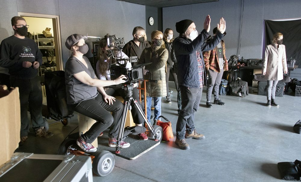 A class at the Cascade Campus lab.