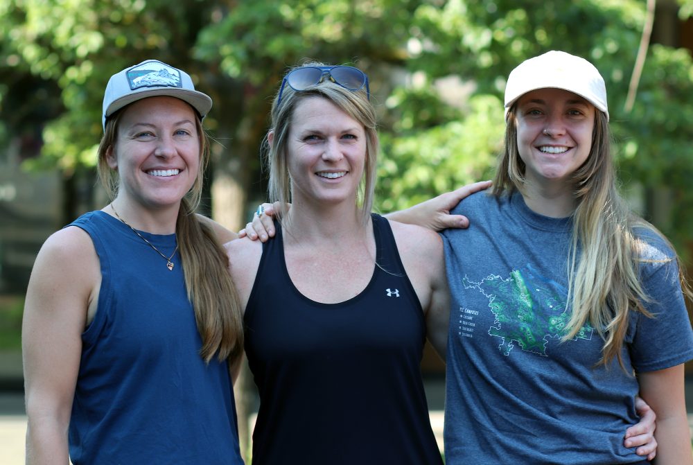 From left_Kelsey Scott_Chelsea Gross_Emma Oury