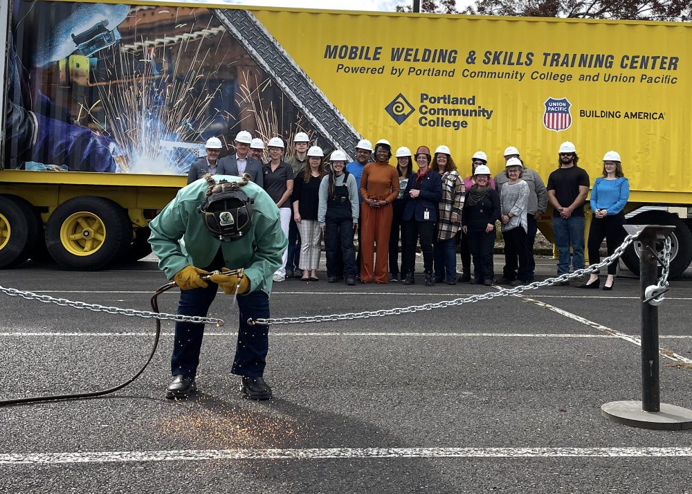 Chain cutting unveiling PCC's new Mobile Welding Training Center.