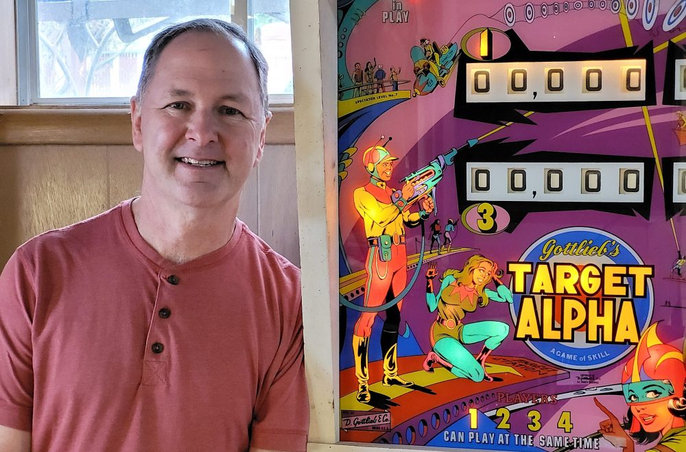 Brian Lord at pinball game