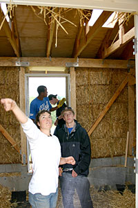 PCC instructor shows where to place support mesh.