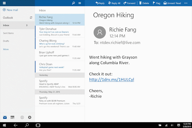 animated screenshot showing user viewing apps side-by-side