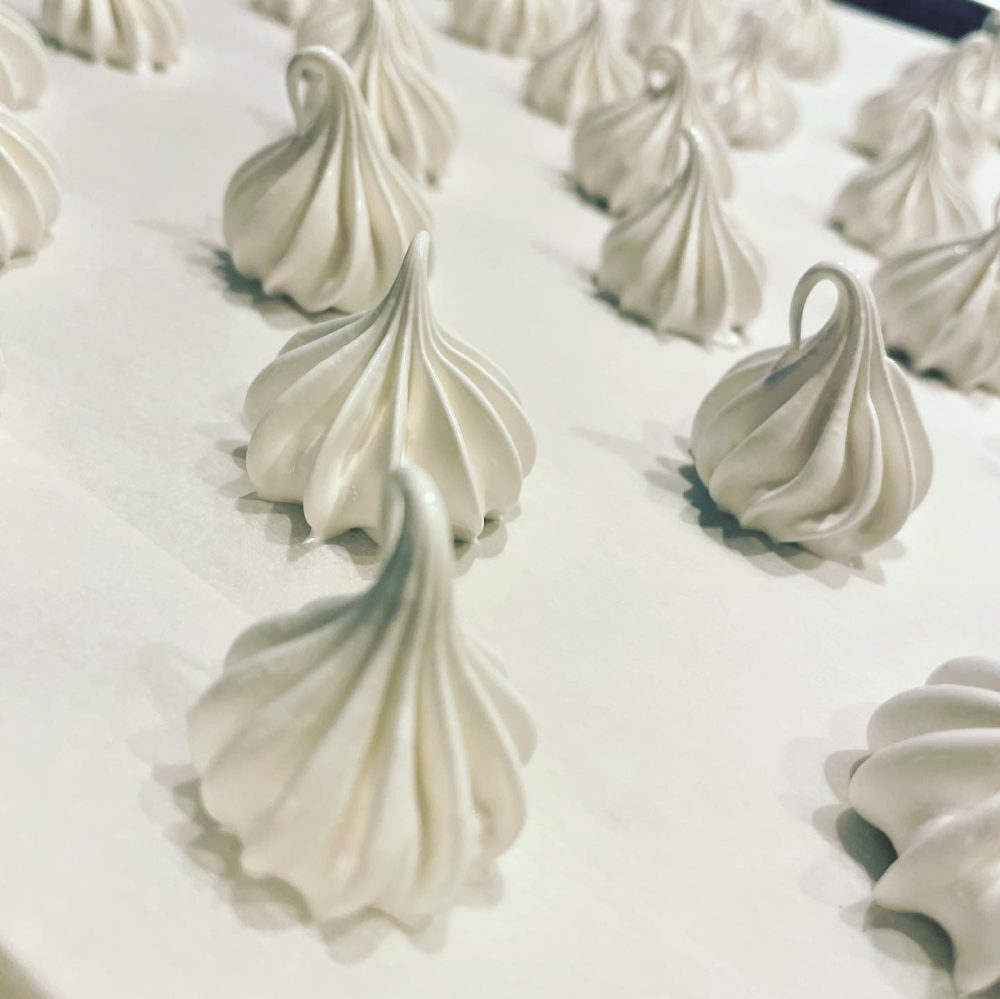 Suspiros (Meringue Cookies)