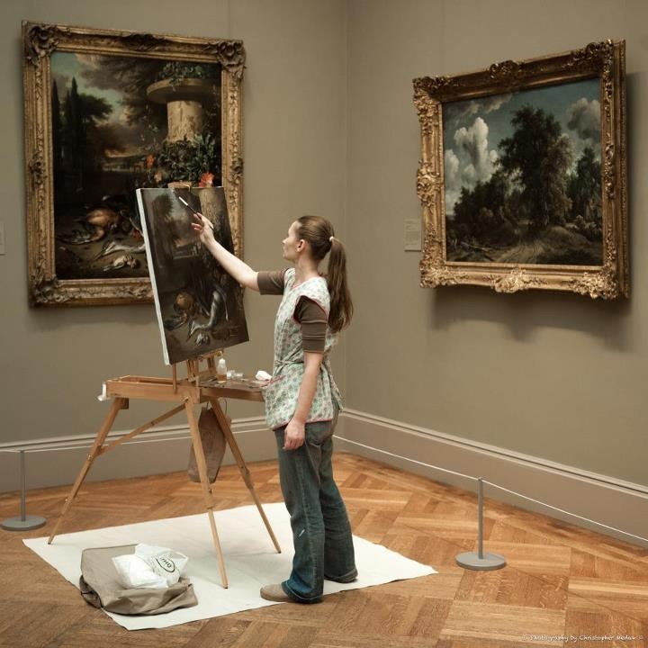 Jessica painting in the Metropolitan Museum in New York