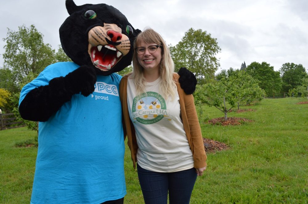 Poppie and Briar with Bee Campus USA shirt