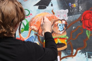 artbeat2 PCC Art Instructor Mark Smith creates a mural at last year’s Art Beat Festival.