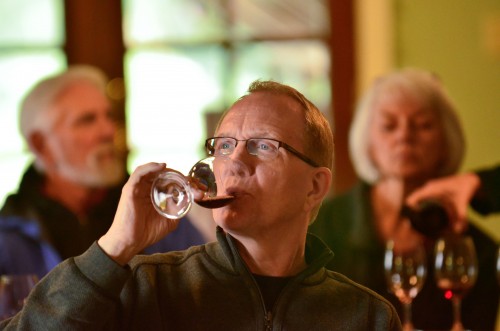 In the class, students meet at various wineries across the fertile Willamette Valley to learn everything from picking grapes to fermentation to bottling wine. This behind-the-scenes experience gives students the chance to sip wines and talk with winemakers.
