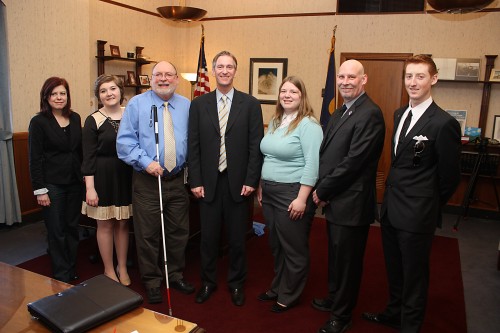 During winter term, student legislative interns visited with State Treasurer Ted Wheeler (middle). Interns include, left to right, Nicole Cathcart, Grace Morlock, Bill Buck, Lexi Bass, Michael Mikeworth, and Patrick Stupfel. Not pictured: Audric Perger.