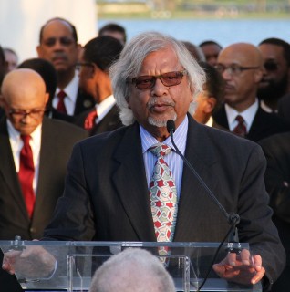 Peace education and activist Arun Gandhi will give a talk at the Cascade Campus Jan. 22.