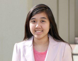 In 2014, Hoang was the activity coordinator for the Rock Creek Campus Harvest Festival, assisting the college’s +STEAM Club to inspire children and women to enter the science and math fields.