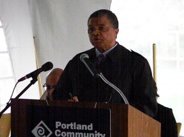 Dr. Algie Gatewood welcomed both campus and community stakeholders at the groundbreaking event.