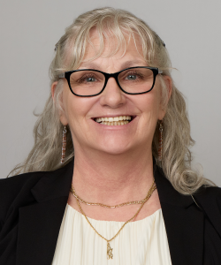 Portrait of Rhonda McLeod